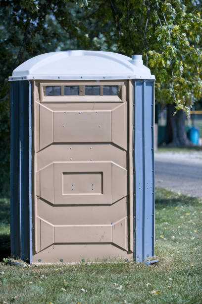 Best Luxury portable toilet rental  in Newman, CA